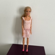 Jupe et top en tricot pour Barbie 